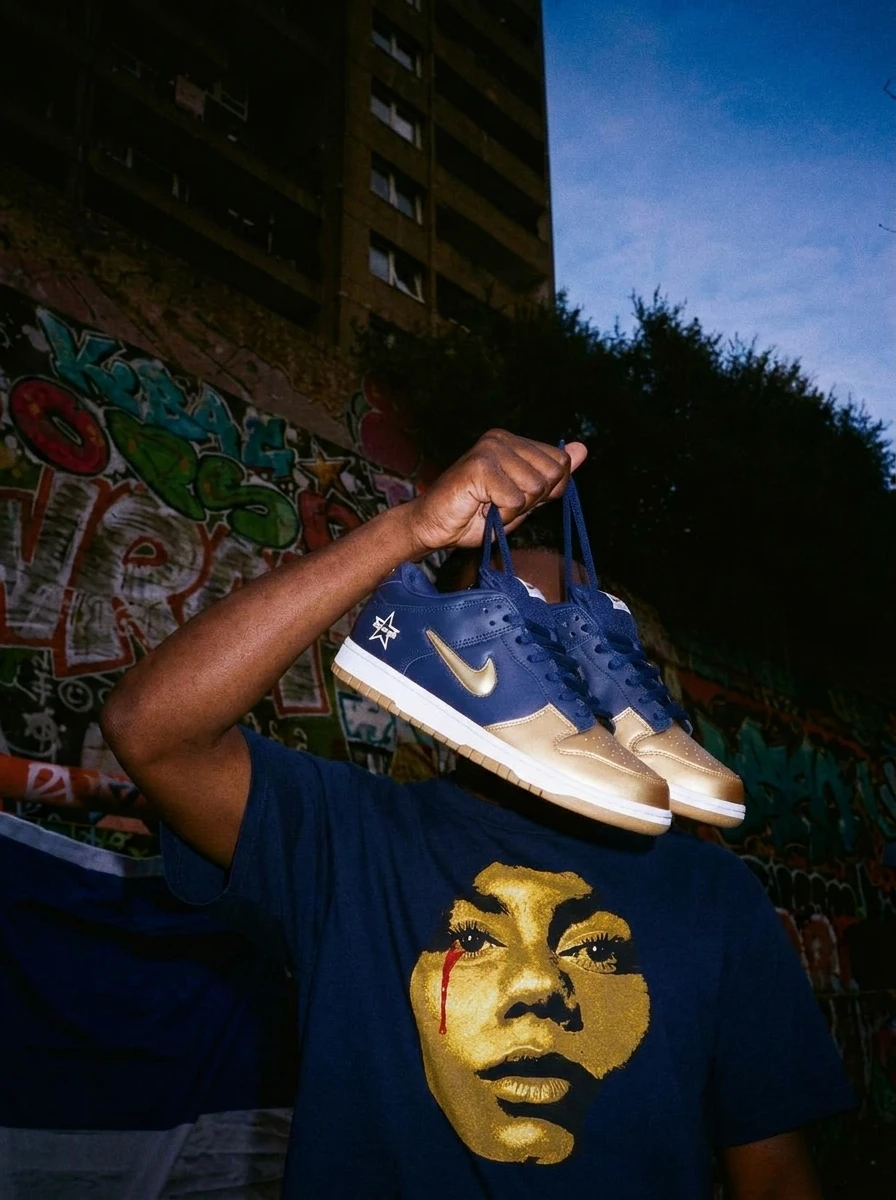 KamaKari lookbook, shot 14 of 18